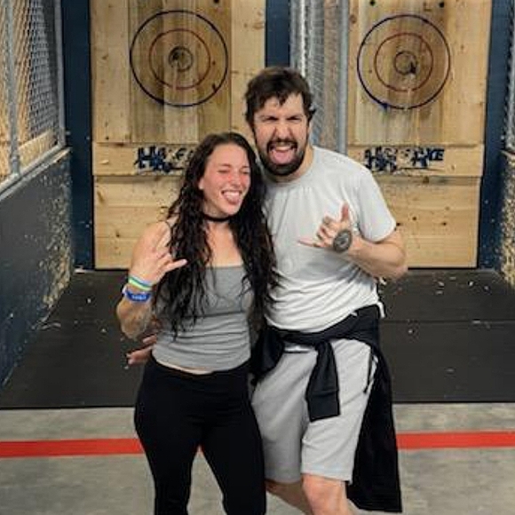 Meet your Posher, Amber - Picture 1 of 1